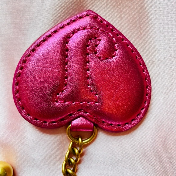 Juicy Couture pink metallic leather wristlet Y2K - Picture 9 of 17